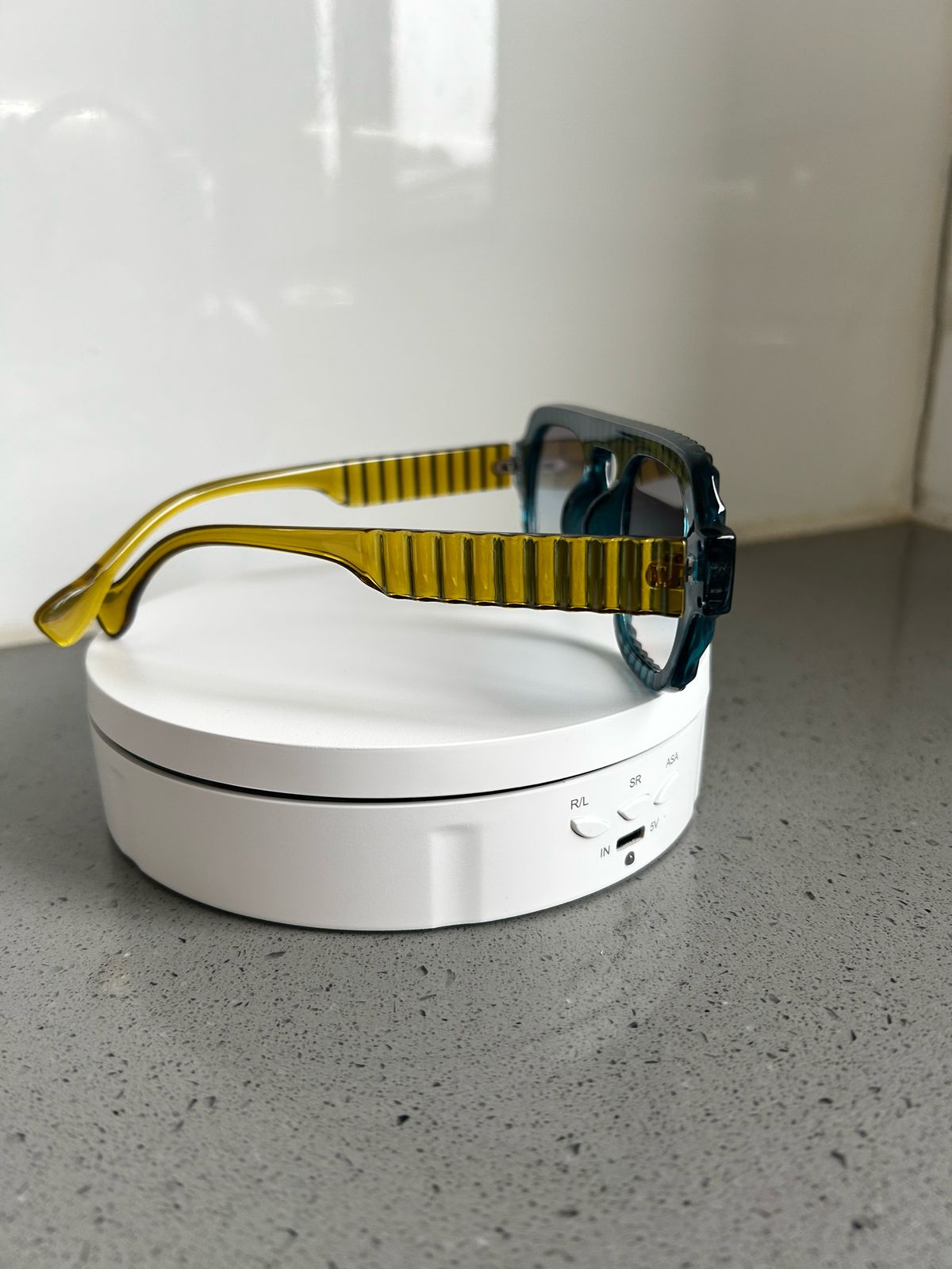Sunglasses π
