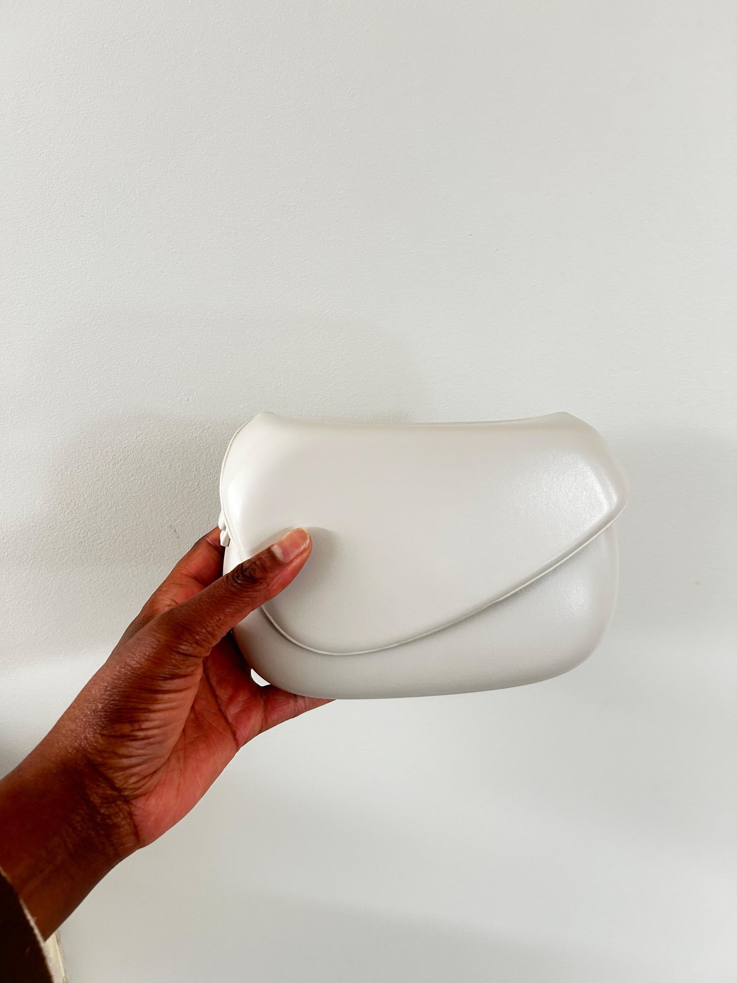 Crossbody flip bag