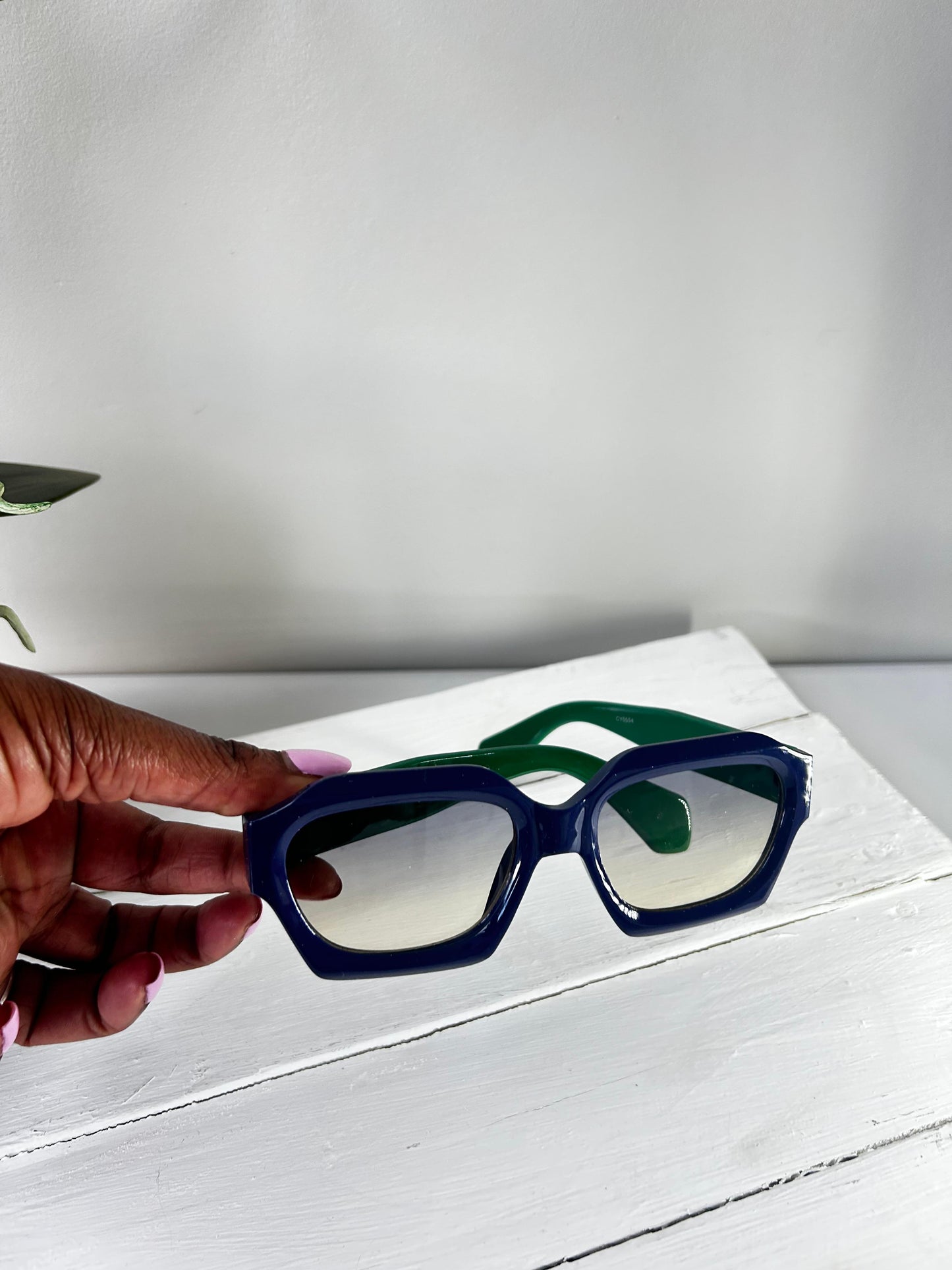 Siba Collections SC Retro Statement Sunglasses