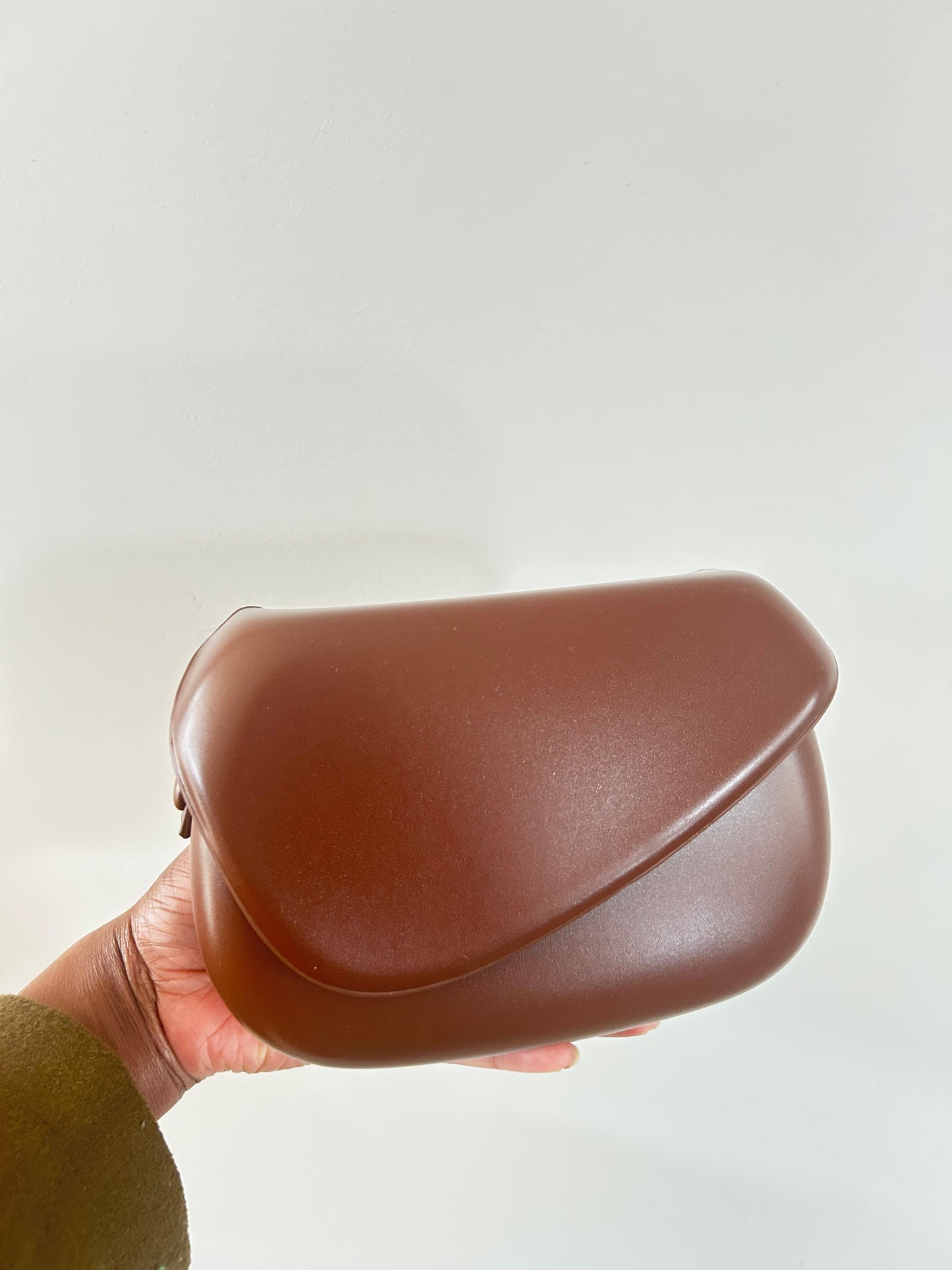 Crossbody flip bag