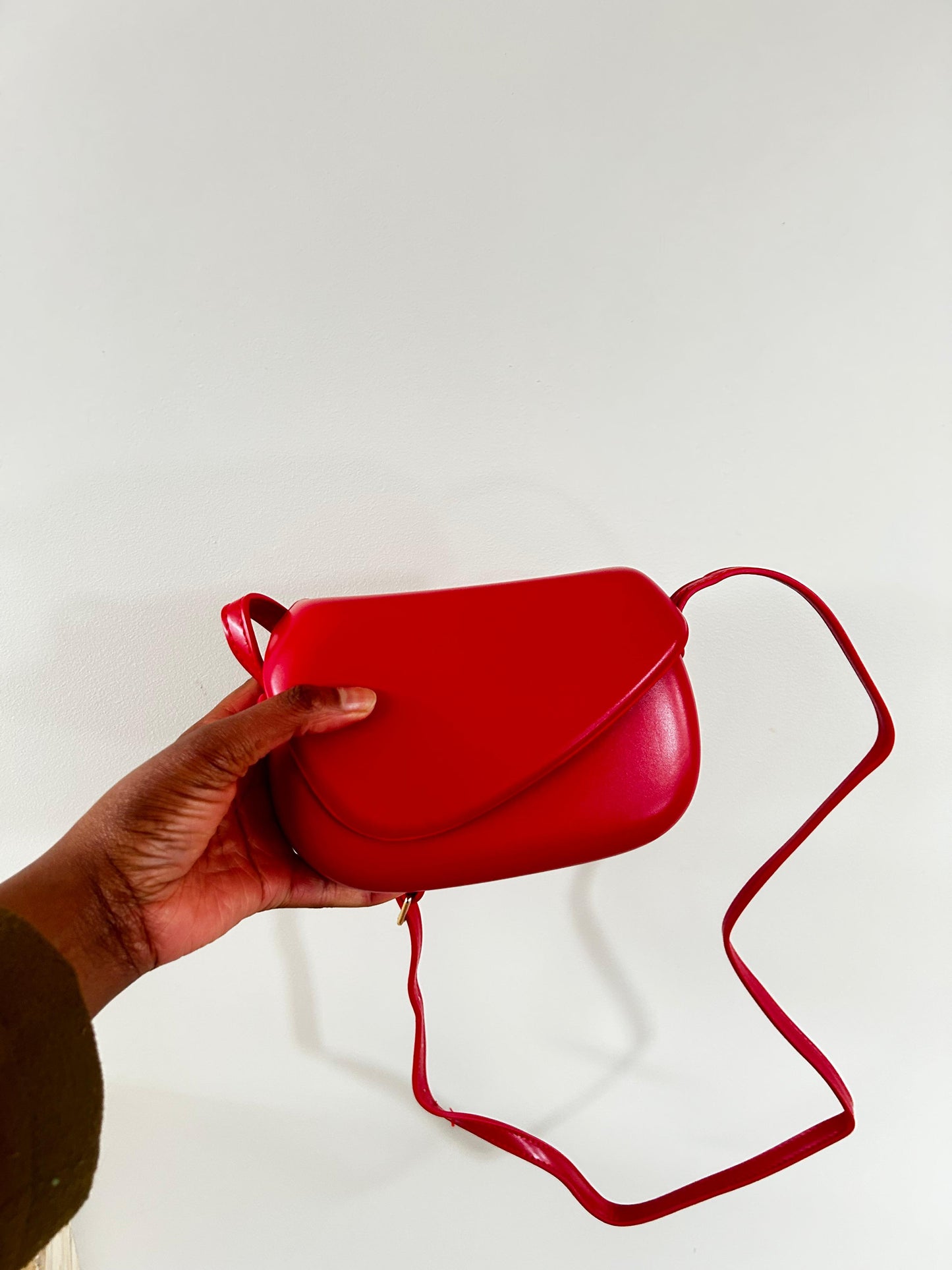 Crossbody flip bag