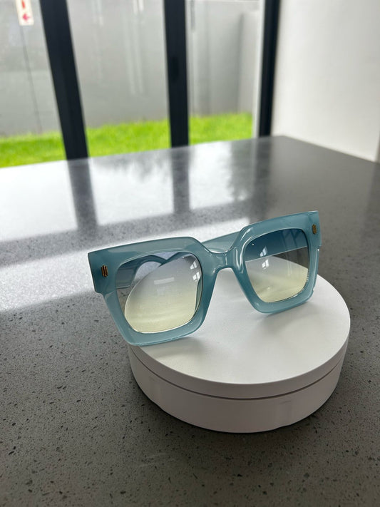 Sunglasses 👓