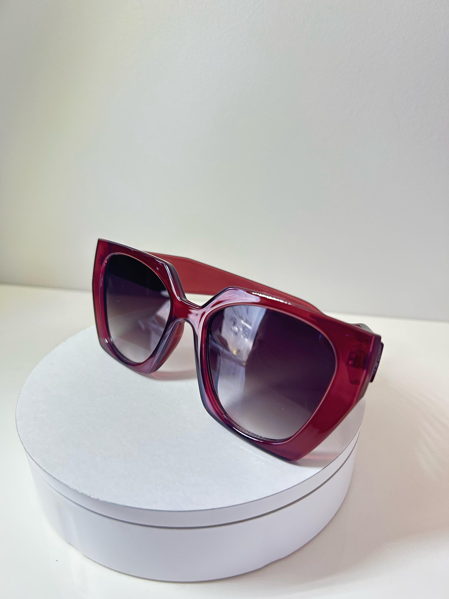 Square cat eye sunglasses